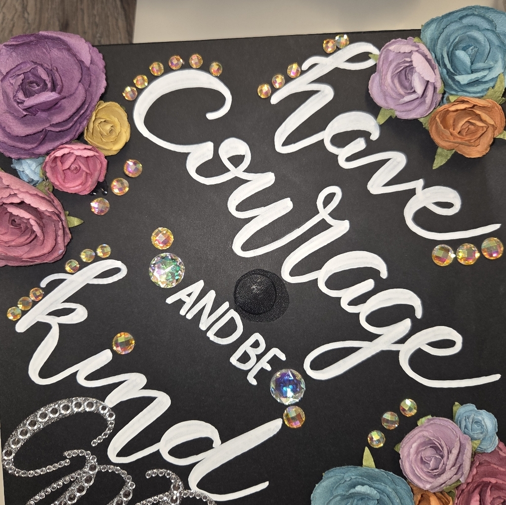 Graduation Cap with Design - Picture 4 of 5